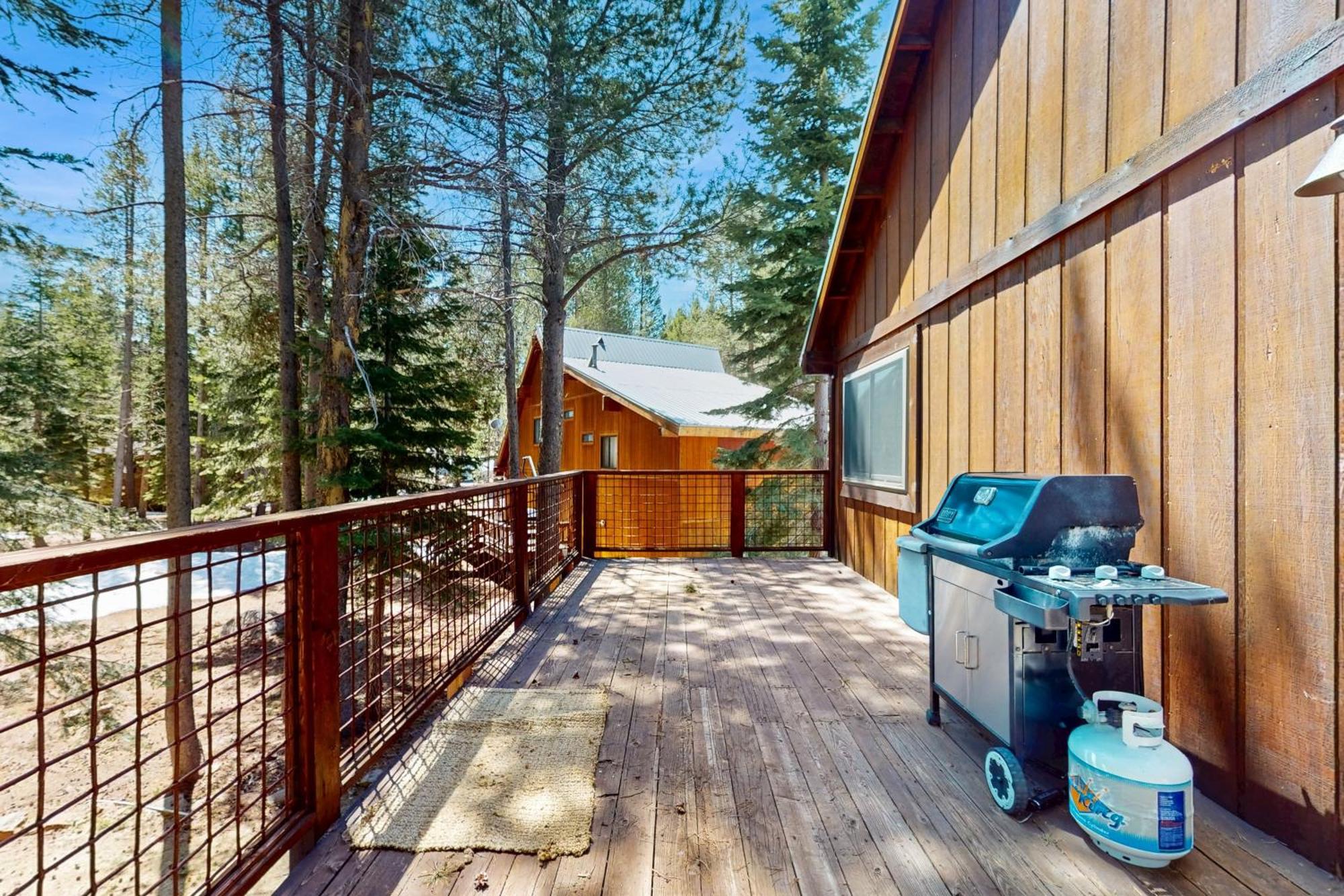 Tastefully-Updated, Classic Tahoe Family Home Truckee Exterior foto